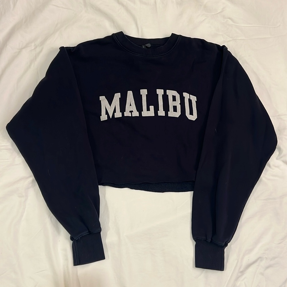 Brandy Melville Malibu Cropped Sweatshirt